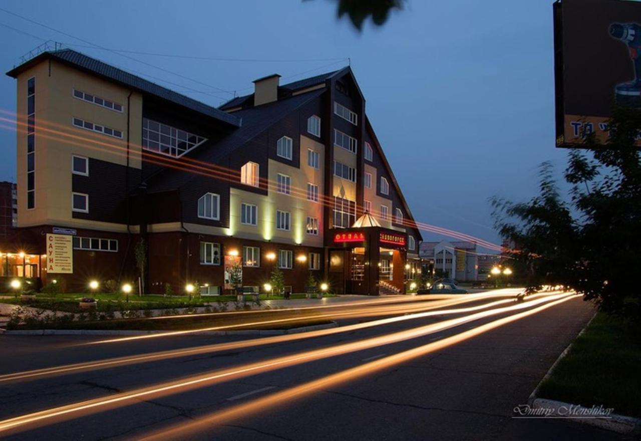 Sayanogorsk Hotel Zewnętrze zdjęcie